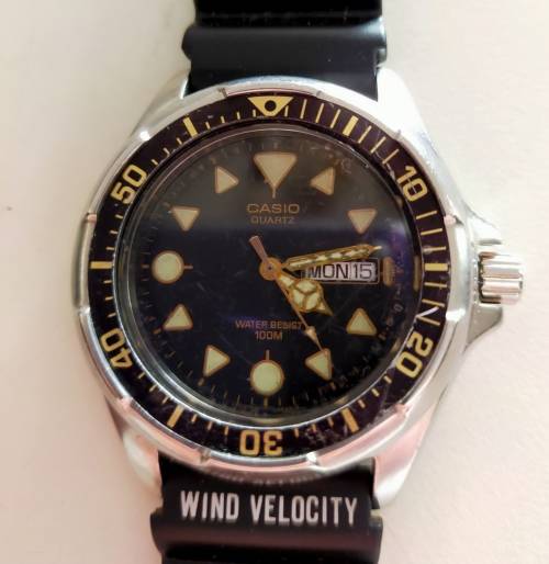 Vintage Casio Diver, full stainless case with rotating bezel