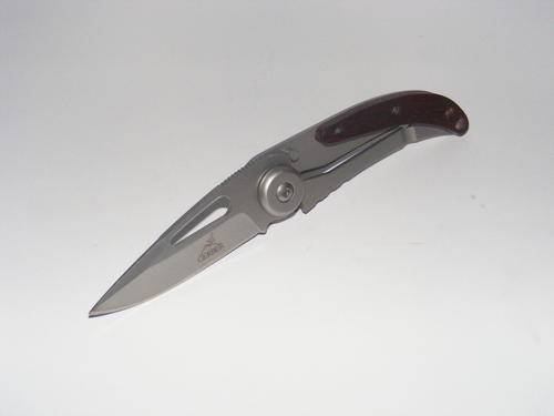 GERBER POCKET KNIFE WITH LOCK BLADE & BELT CLIP!!!