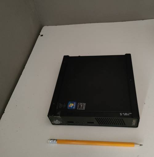 Lenovo thinkCentre mini PC