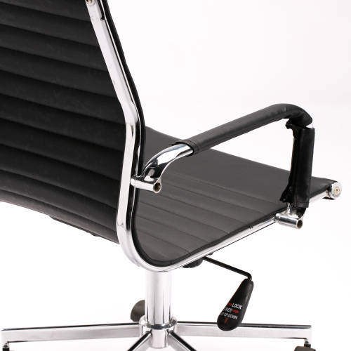 Executive highback swivel office chair