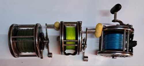 VINTAGE PENN NO:49 FISHING REELS  : (2×100% ) 1NEED LITTLE TLC. 3 REELS FOR THE PRICE OF I. ..???