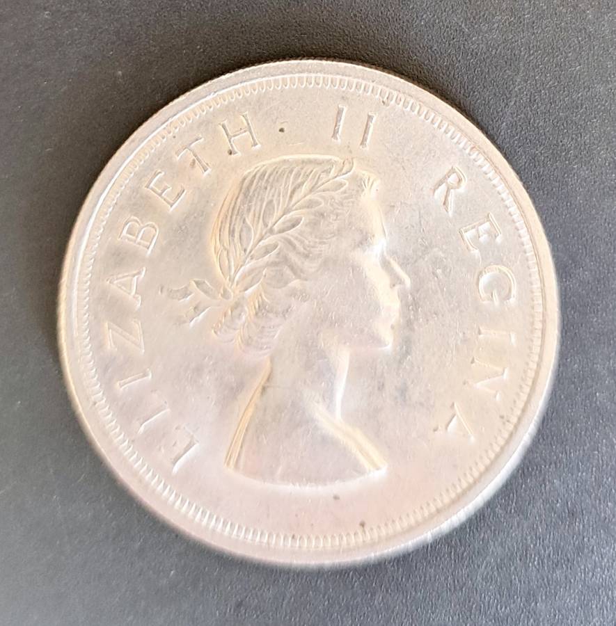 UNION OF SOUTH AFRICA 5 SHILLING COIN  **28,28 grams** SILVER COIN** 1953**