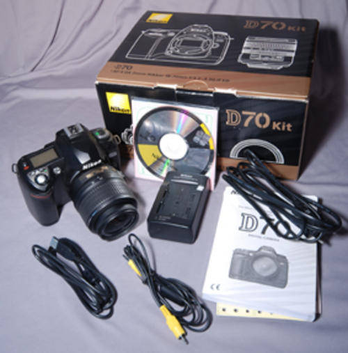 Nikon D70 Complete Kit..