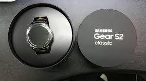 ORIGNAL SAMSUNG S2 CLASSIC SMART WATCH INCLUDING BOX,CHARGER,RUBBER BAND AND EXTRA LEATHER BAND