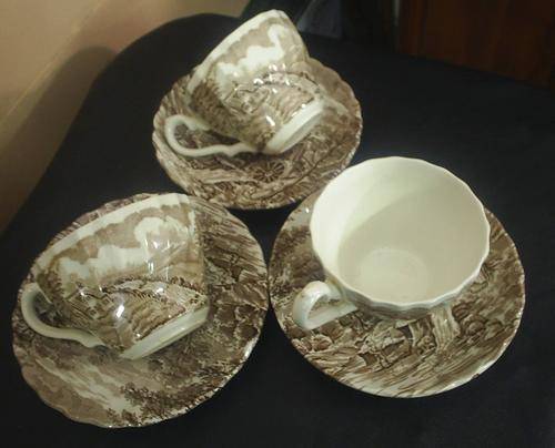Alfred Meakin Cup and saucer