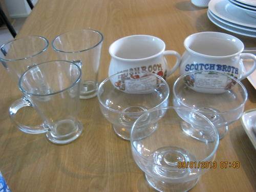 Lot of clear glassware