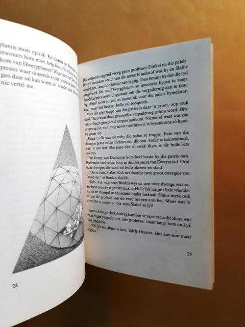 Dwergplaneet, Pieter Steen