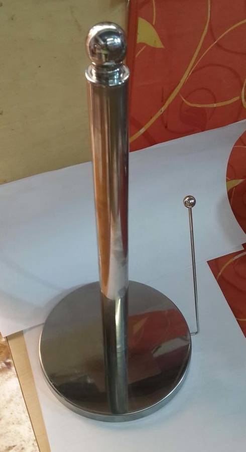 Paper towel stand