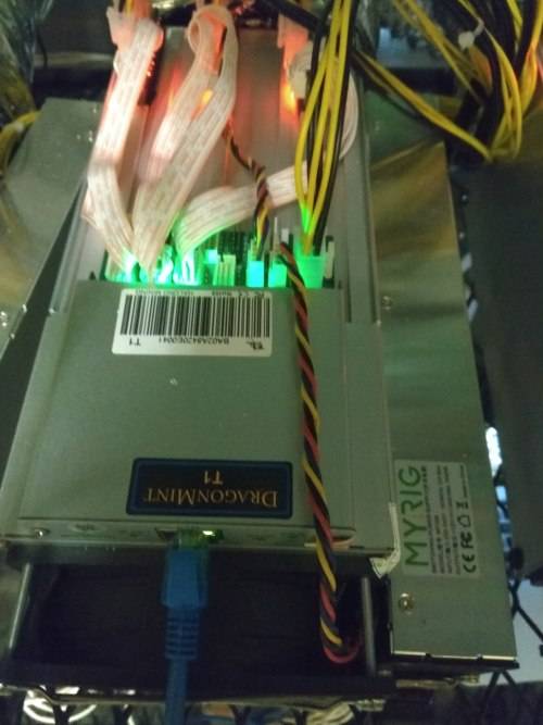 DragonMint T1 16TH Bitcoin Miner