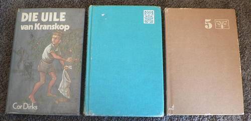 Drie x Uile boeke deur Cor Dirks