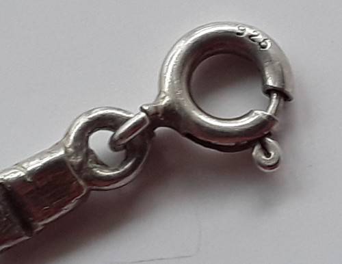 Vintage sterling silver bead bracelet. Stamped: 925