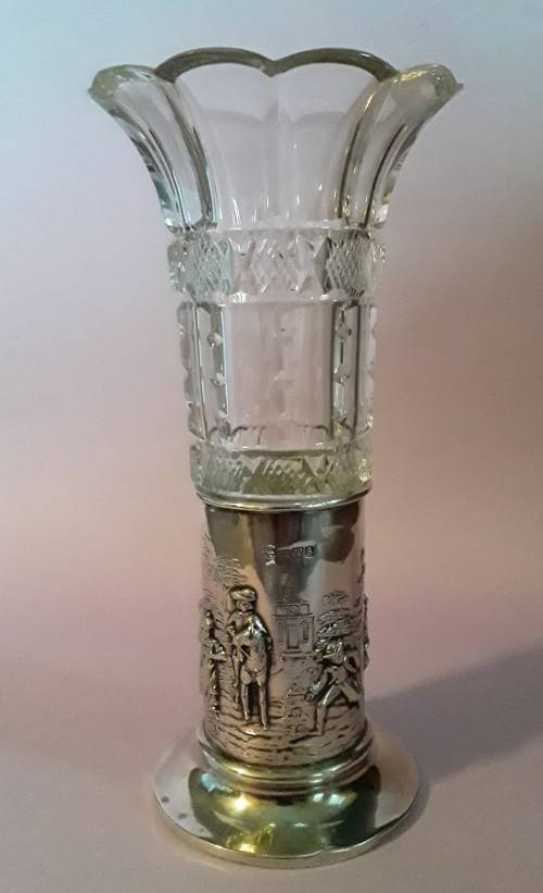 Solid silver Arts and Crafts vase by Nathan and Hayes. Chester, 1904.