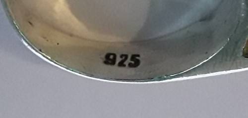 Solid sterling silver ring with lovely cream coloured stones