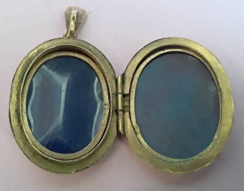 Vintage 9ct Gold Metal Core Oval Locket by Joseph Smith, Birmingham.