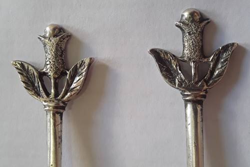Pair of sterling silver spoons.  Weight:  19.13g