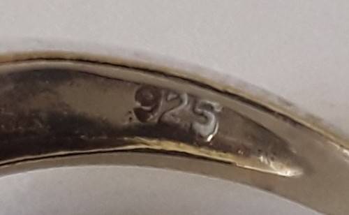 Designer `Diamonique` sterling silver ring with CZ stone. Size: N (17mm)