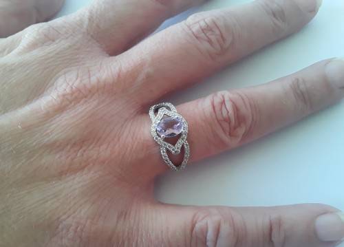 925 sterling silver ring with lilac stone. Size: N1/2 (17.3mm)