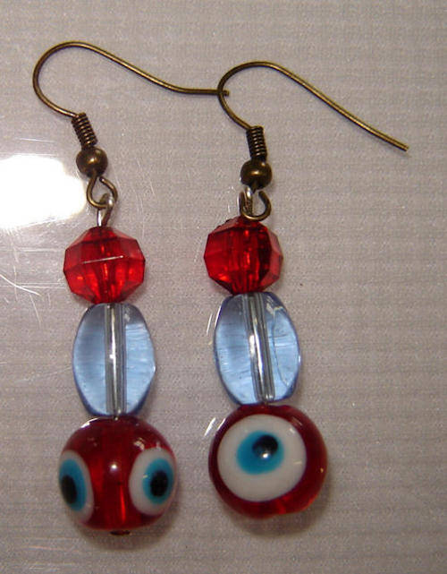 TENATIOUS EARINGS