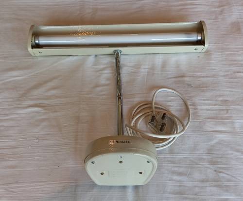 Study desk lamp metal, off-white.