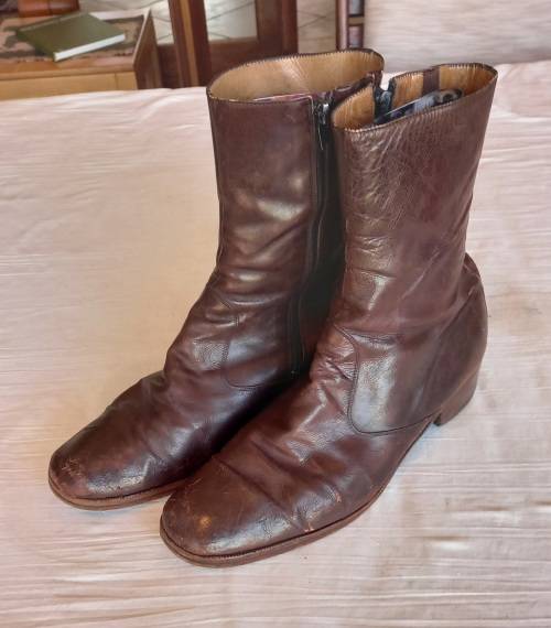 Dark brown leather gents boots, size 44 (10 UK).