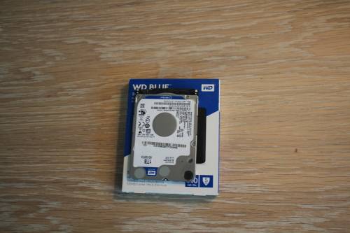 WD Blue 1tb HDD 2.5in
