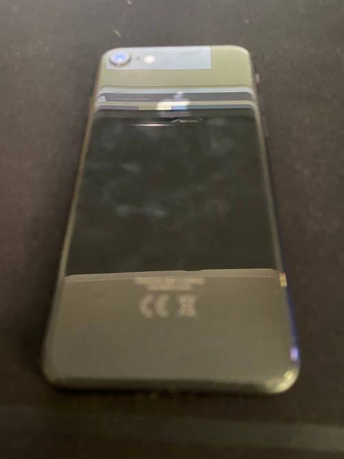 iPhone 8 For Parts (No Reserve)