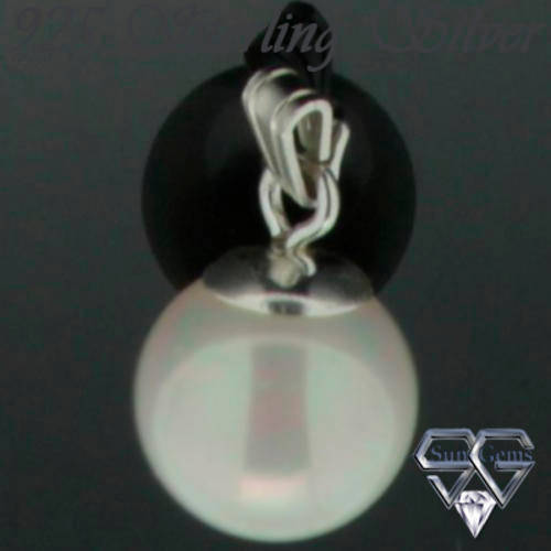 Solid 925 Sterling Silver & MOP pendant 17mm + 1.64 g