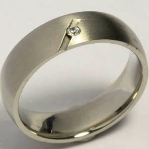 Solid Stainless Steel ring size 8# + 4.20g