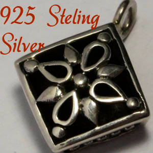 Solid 925 Sterling Silver pendant 20mm + 2.44g