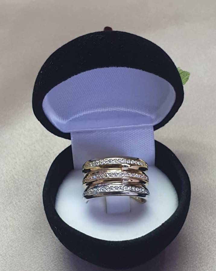 9ct Yellow Gold Ring