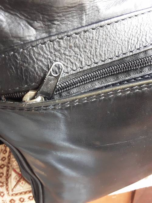 WOW!! BUSBY Full Leather Folio Executive Laptop Carry Bag!!!