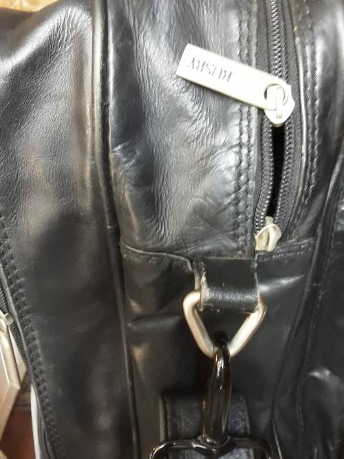 WOW!! BUSBY Full Leather Folio Executive Laptop Carry Bag!!!