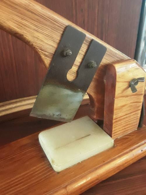 GREAT WOODEN BILTONG~CUTTER!!!