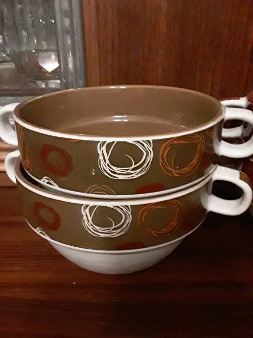 6 MODERN LIVING Spaghetti / Soup Bowls!!