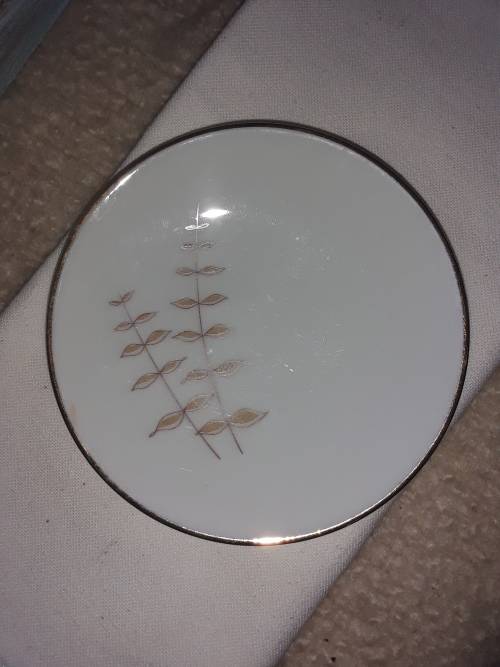 Lovely! 4 vintage *TRINKET* `Holders` ~ Basalt, Belleek, Carlton Ware + Hutschenreuther! 1 BID!!