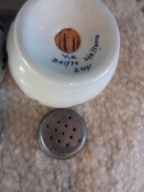 BEAUTIFUL!! Genuine Vintage *DELFT* Blue and White CRUET SET!! 1 Bid!