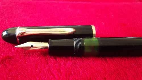 RARE!! *GUNTHER WAGNER* PELIKAN * Black Fountain Pen!!