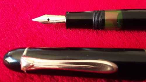 RARE!! *GUNTHER WAGNER* PELIKAN * Black Fountain Pen!!