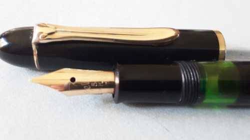 RARE!! *GUNTHER WAGNER* PELIKAN * Black Fountain Pen!!