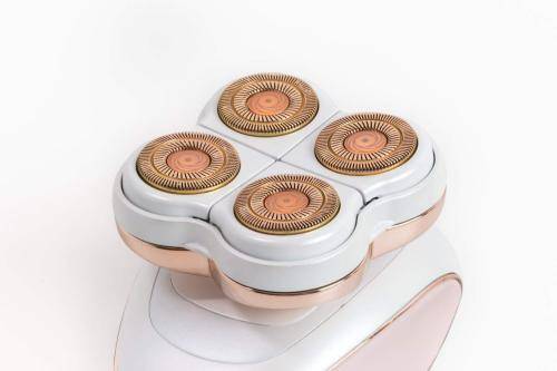 Finishing Touch FLAWLESS LEGS WOMEN`S HAIR REMOVER SHAVER Rechargeable PAIN FREE