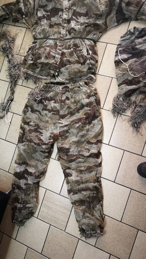 Ghillie Suit  ( L-XL)  Camo Woodland Camouflage Forest Hunting 4-Piece Set+Bag