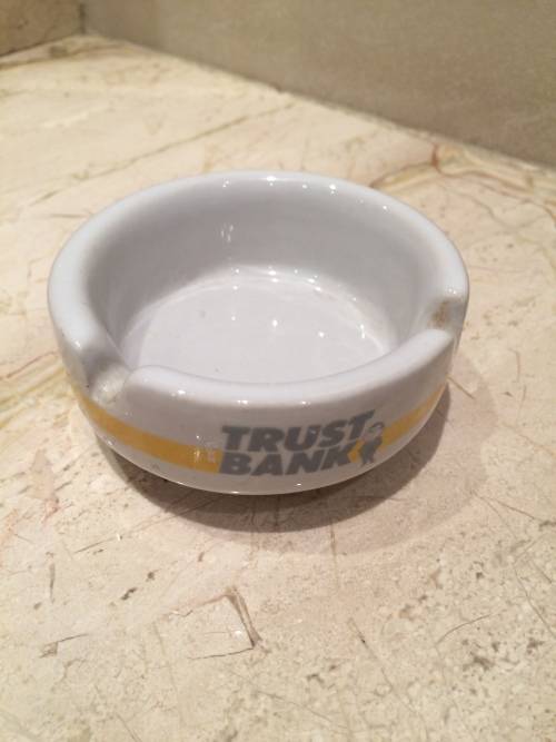 Mini Trust Bank Cigarette Ashtray - Brands and Logos of Yesteryear