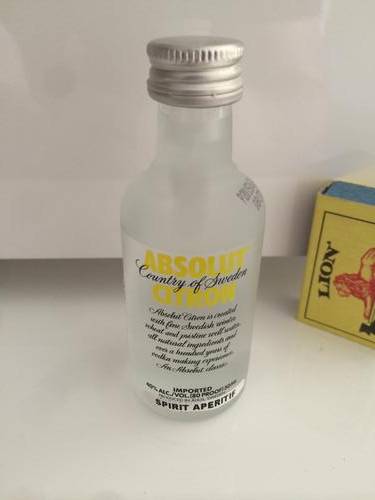50ml Miniature Bottle - Absolut Citron - Glass Bottle