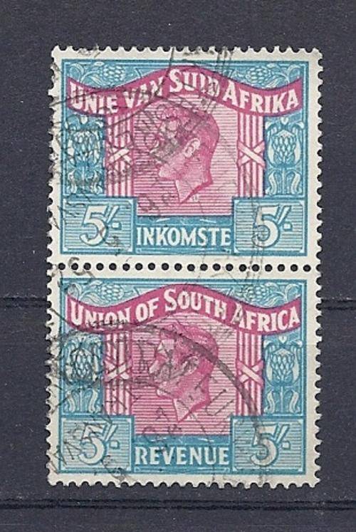 UNION 1946 5/- SE TENANT REVENUE PAIR !!!!