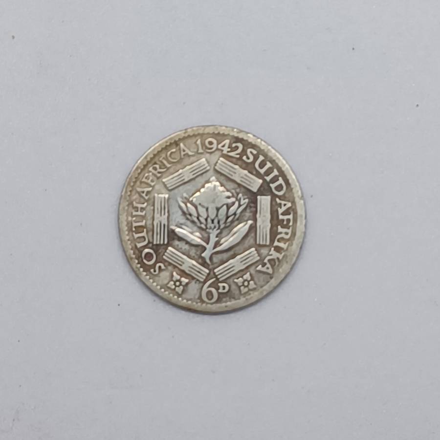 Union 1942 silver Sixpence