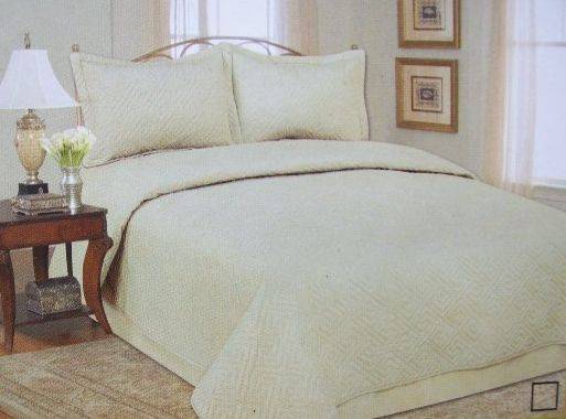 4 Piece Bedspread Set - Queen Size