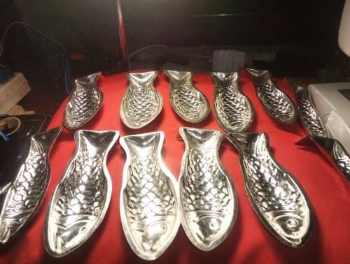 silver fish shaped starter kit