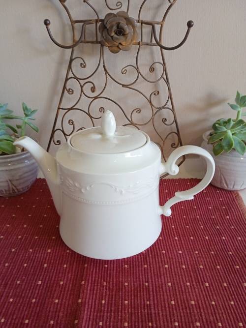 Beautiful vintage Continental china Tea pot