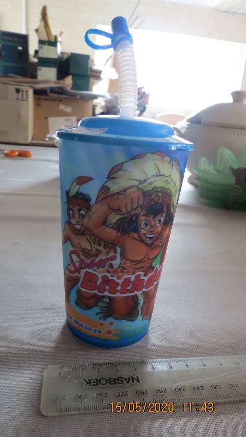 Spur birthday drinking cup with lid and straw, as per photo
