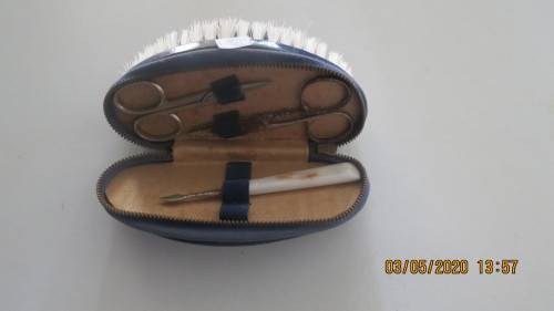 manicure brush set, as per photo